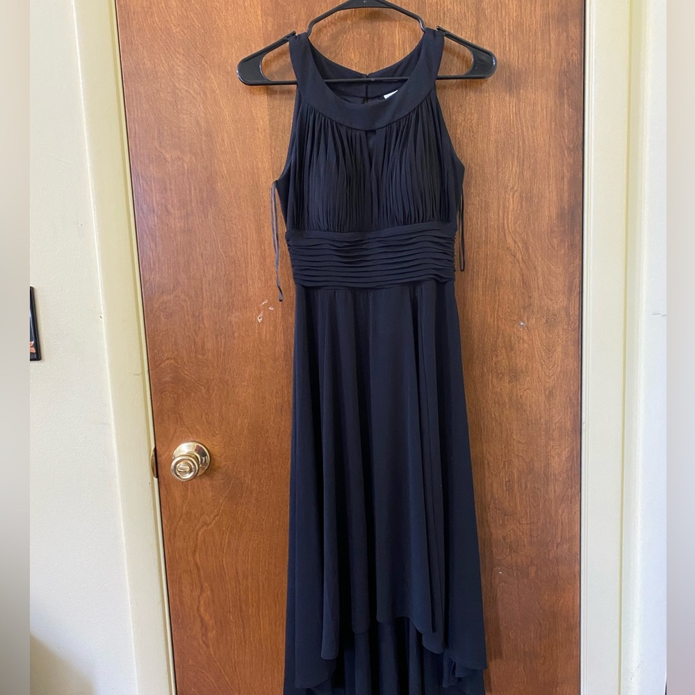 Elegant Black Dress -SIZE 6